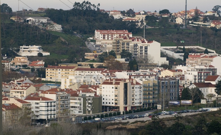 covid-19-novos-recuperados-baixam-para-uma-centena-o-total-de-casos-activos-no-distrito-de-leiria