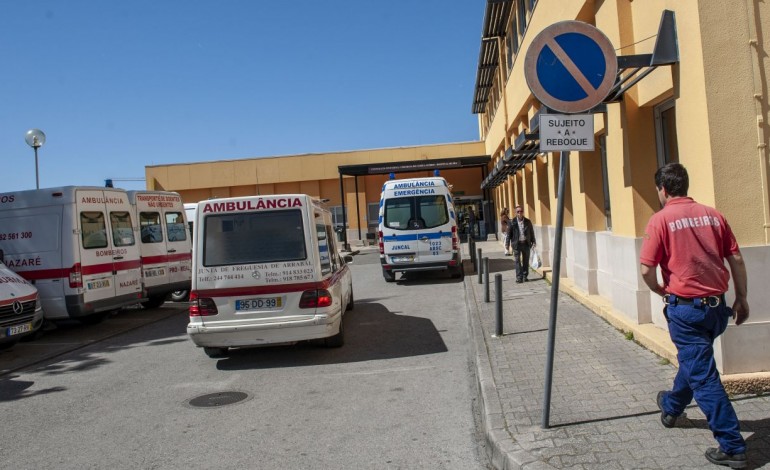 psp-de-leiria-multa-ambulancias-de-transporte-de-doentes-no-hospital-10068