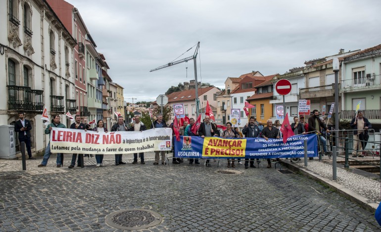 Protesto contra a precariedade laboral e agravamento das condições de vida