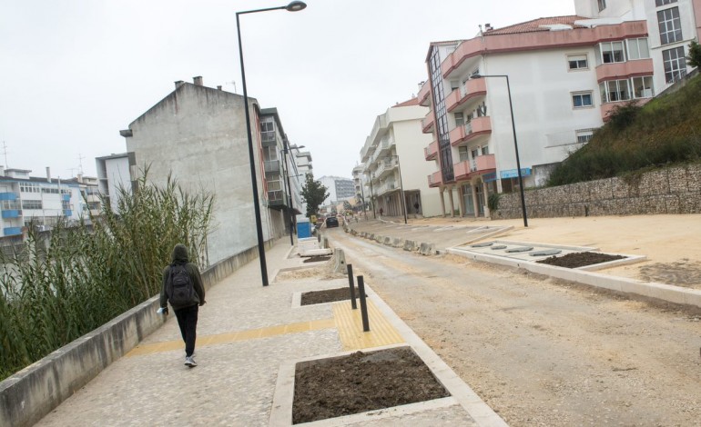 cortes-de-transito-na-av-general-humberto-delgado-em-leiria