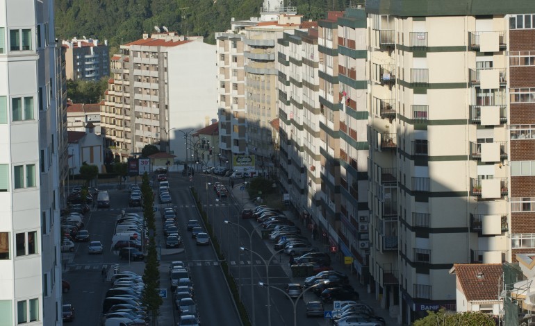 problemas-no-abastecimento-de-agua-em-leiria-devido-a-ruptura-de-conduta