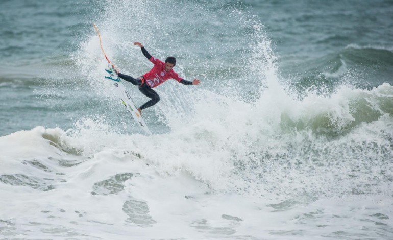 filipe-toledo-vence-moche-rip-curl-pro-portugal-2368