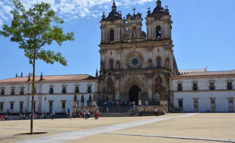 concurso-de-ideias-promete-requalificar-centro-da-cidade-de-alcobaca