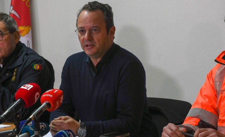 leiria-abre-posto-para-fornecer-bens-alimentares-basicos