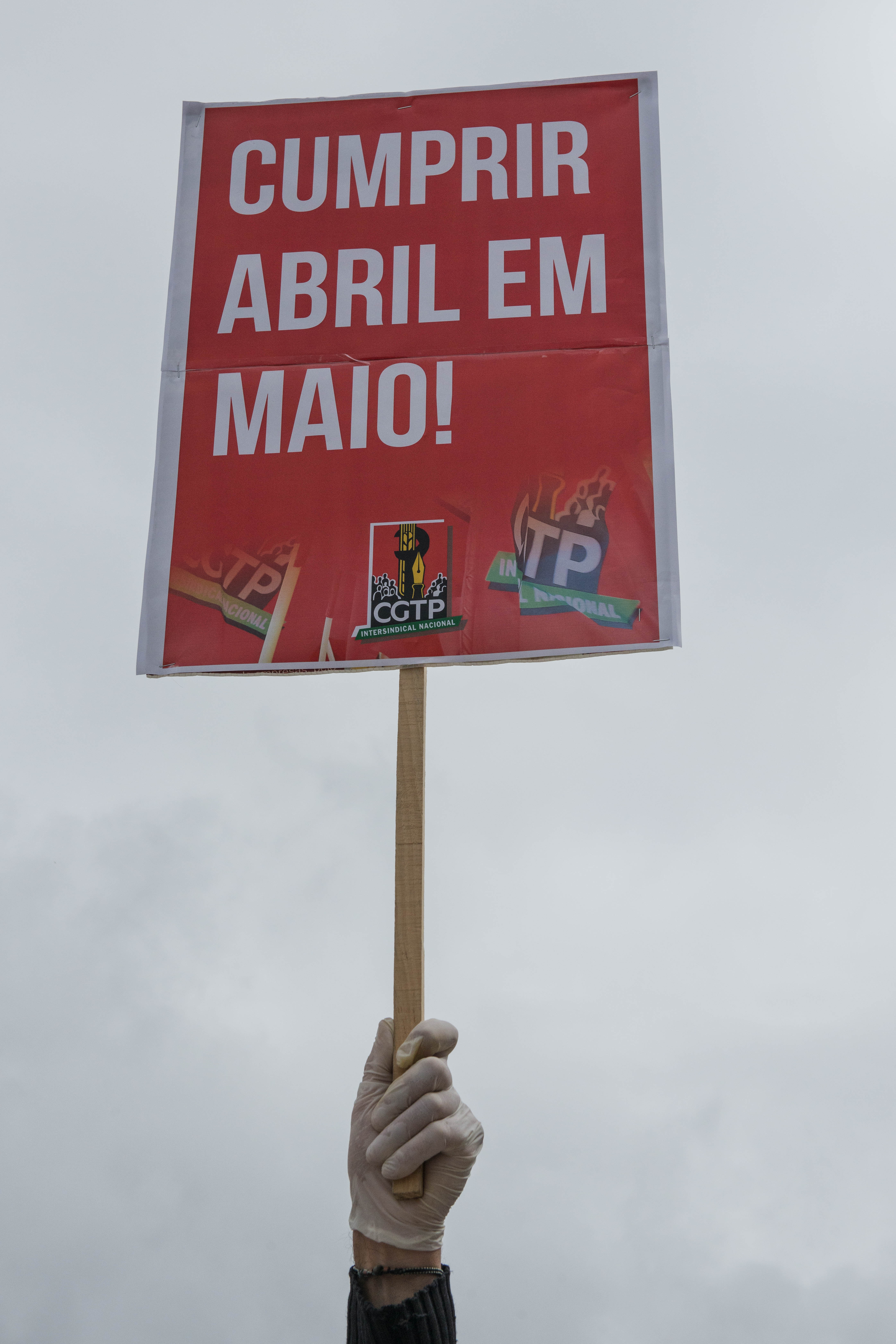 Dia dos Trabalhadores foi celebrado mantendo a distância social, devido à Covid-19