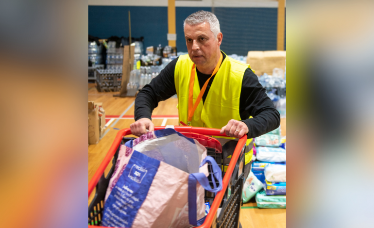 ha-voluntarios-que-um-mes-depois-ainda-nao-desistiram-da-regiao