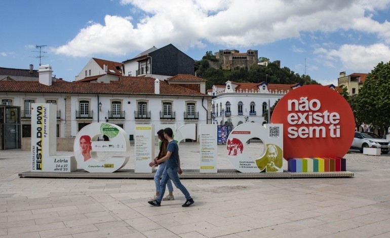 leiria-convoca-populacao-para-vigilia-por-perdas-humanas-e-falta-de-electricidade