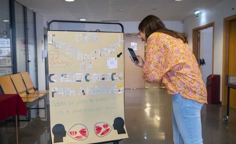 Escola Superior de Saúde de Leiria assinalou a efeméride com uma acção de sensibilização