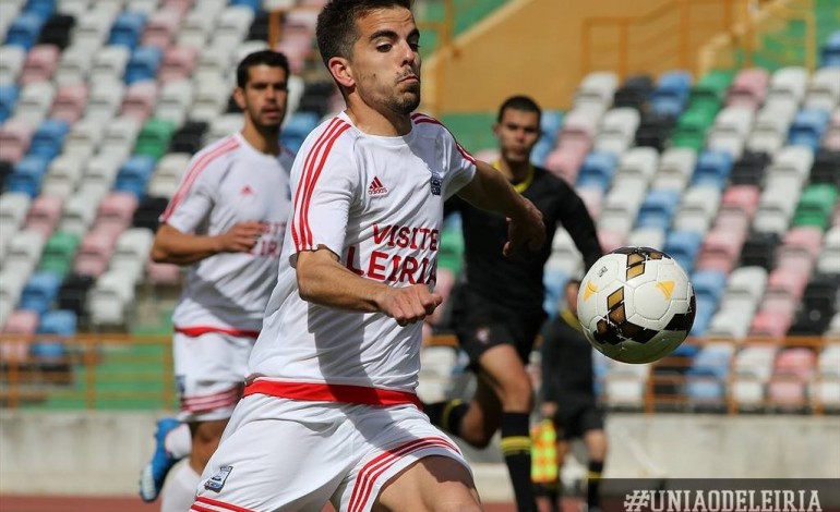 uniao-de-leiria-acredita-pede-apoio-e-abre-portas-do-estadio-a-estudantes-3791