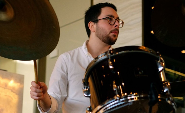 francisco-gomes-baterista-actua-em-casa-no-festival-de-jazz-da-marinha-grande