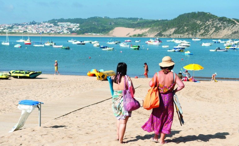 ferias-maioria-dos-portugueses-ainda-vai-para-fora-ca-dentro-4804