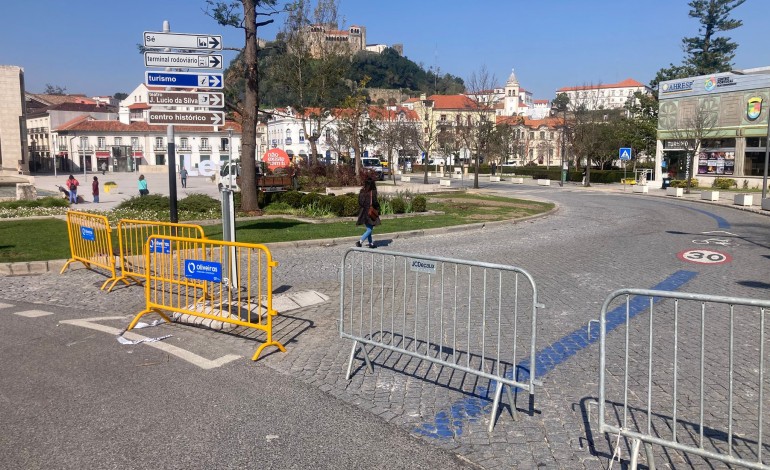 corte-de-transito-no-largo-5-de-outubro-em-leiria-mantem-se-ate-domingo