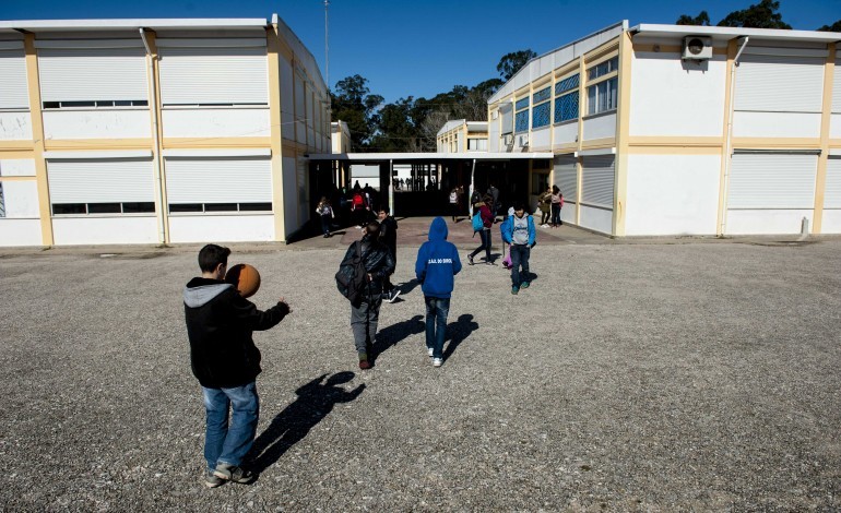 falha-de-energia-e-greve-impedem-prova-de-afericao