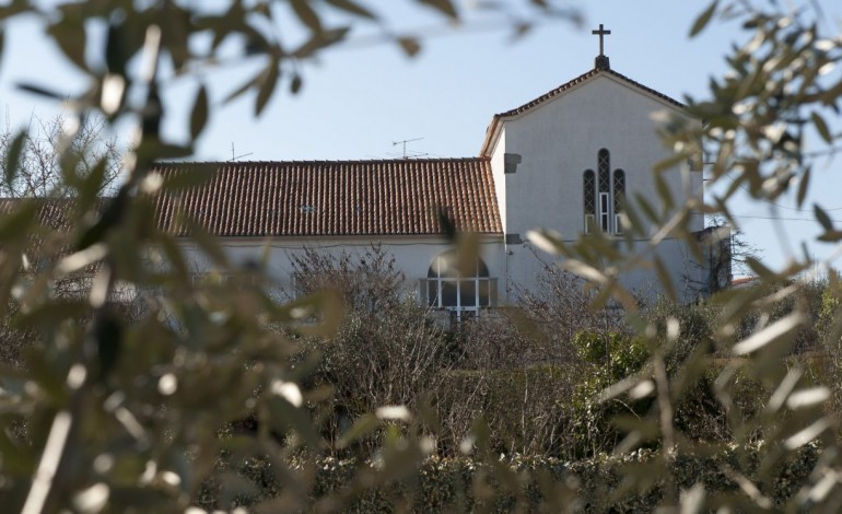 diocese-e-fundacao-criada-por-freira-disputam-predio-de-822-mil-euros-9796