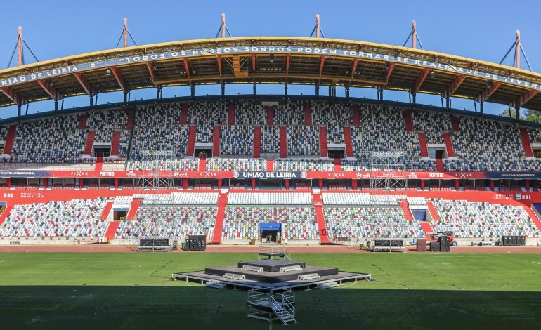 camara-de-leiria-quer-campeonato-dos-coldplay