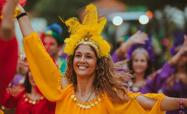 guia-do-carnaval-na-regiao-de-casal-dos-claros-a-nazare