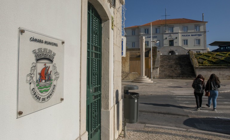 vereadores-do-ps-rompem-acordo-com-independentes-na-camara-de-peniche