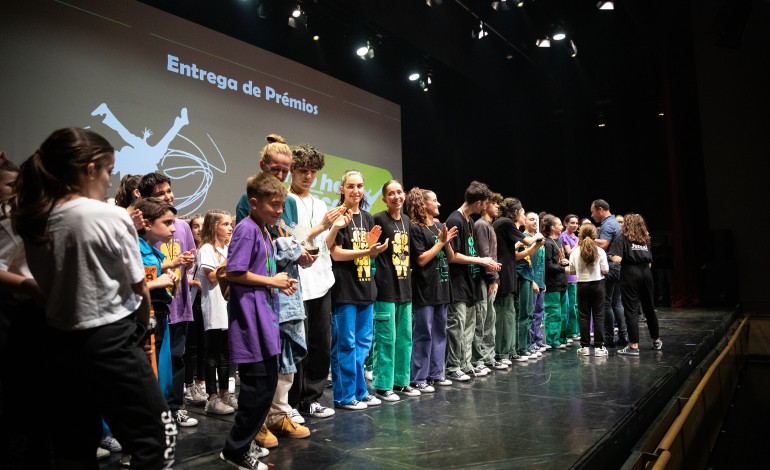 O Teatro José Lúcio da Silva contou com uma “plateia completamente esgotada” no passado domingo