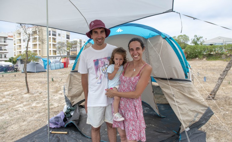 Celso Ramos e Rita Sousa trouxeram, pela primeira vez, a filha Mafalda ao campismo