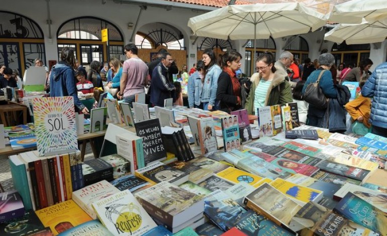 covid-19-obriga-municipio-de-leiria-a-adiar-feira-do-livro