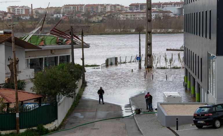 Imagens das inundações em Leiria