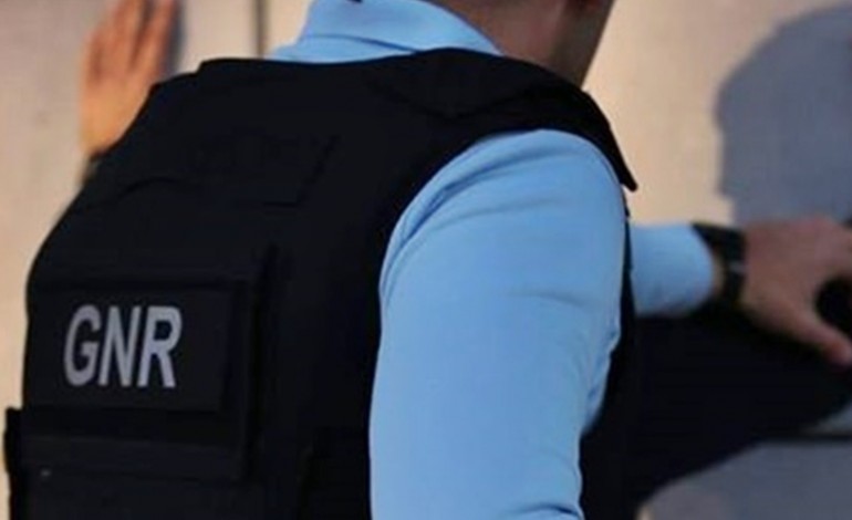 mulheres-detidas-por-suspeita-de-maus-tratos-a-idosos-em-obidos