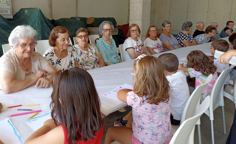 projecto-abraco-de-ouro-atenua-solidao-de-idosos-em-porto-de-mos