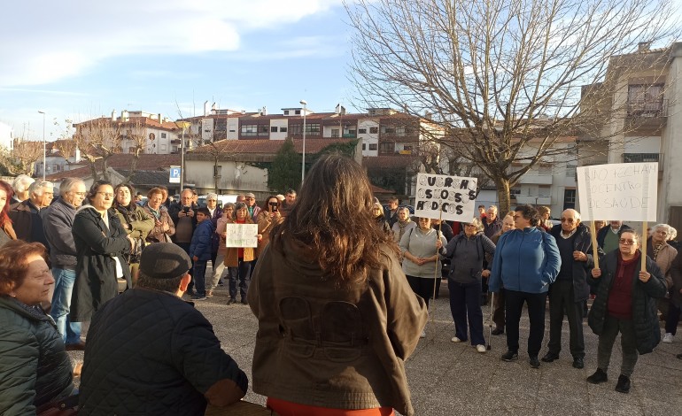 manifestacao-em-ourem-contra-a-falta-de-medicos-de-familia