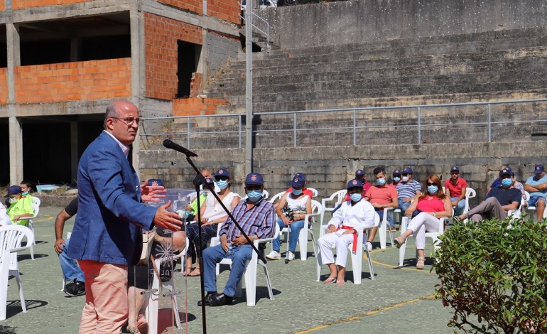 Protocolo para a construção do pavilhão da Magueixa foi assinado no domingo