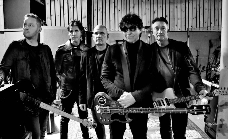 extramuralhas-the-chameleons-lideram-cartaz-com-moonspell-e-iamx