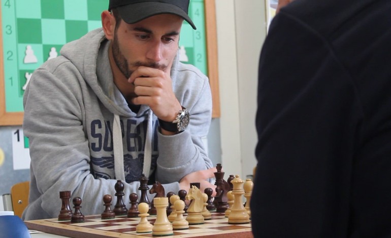 Daniel Bray, Miguel Simões, André Pinto, Alberto Negrão, Rodrigo Basílio e o “druida” José Bray constituíram a equipa que atingiu o mais alto patamar do campeonato Português de xadrez