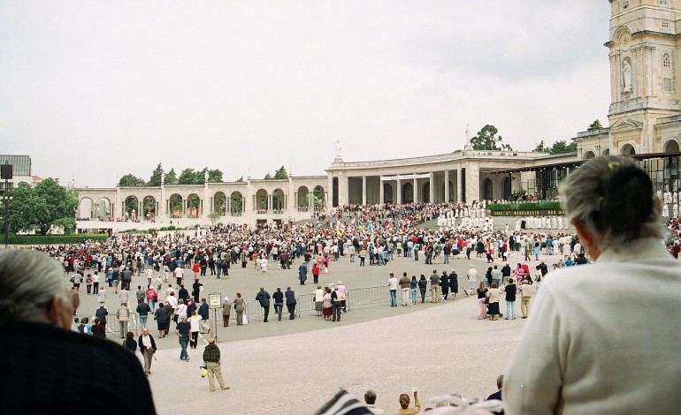 santuario-de-fatima-suspende-celebracoes-liturgicas