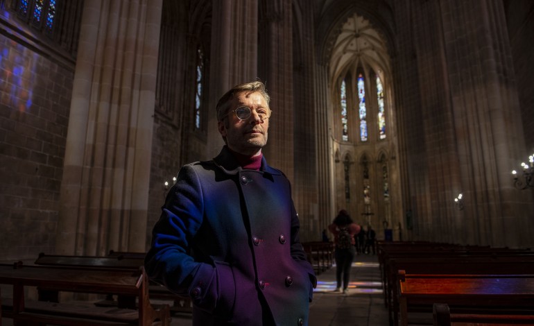 Pedro Redol, especialista em vitrais e conservador no Mosteiro da Batalha