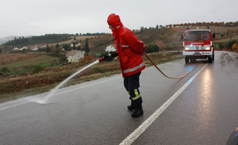 variante-da-caranguejeira-cortada-devido-a-despiste-de-camiao-cisterna-5374