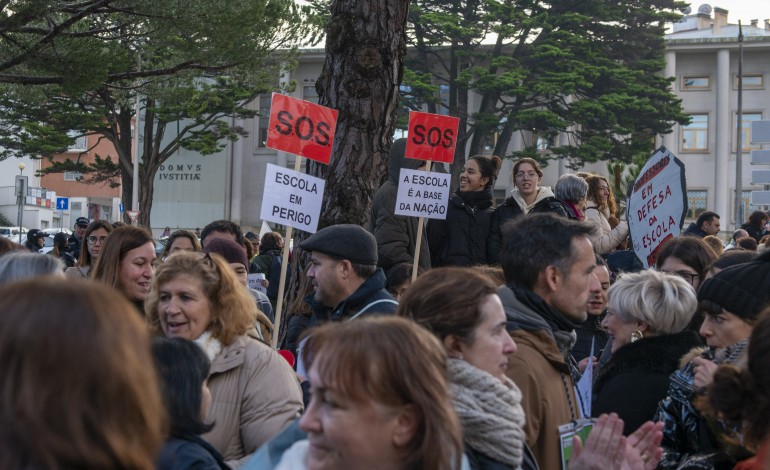 Docentes continuam em luta