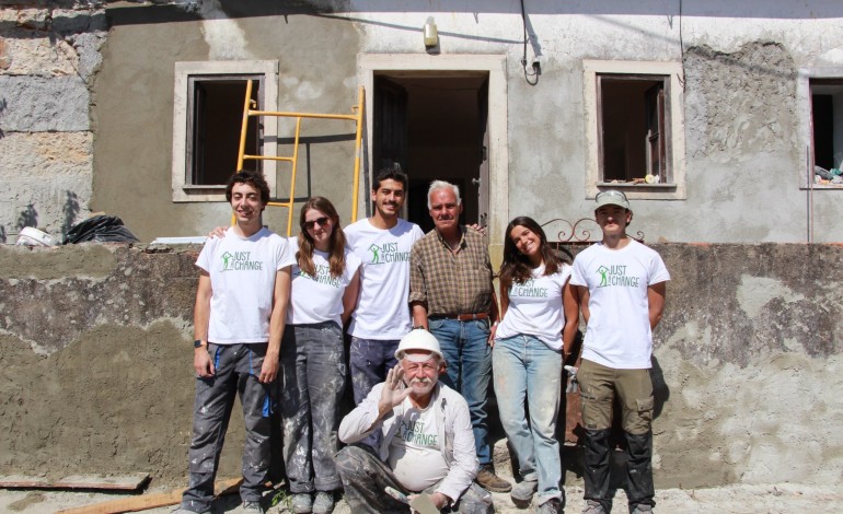 voluntarios-recuperam-casas-em-ansiao-e-alvaiazere