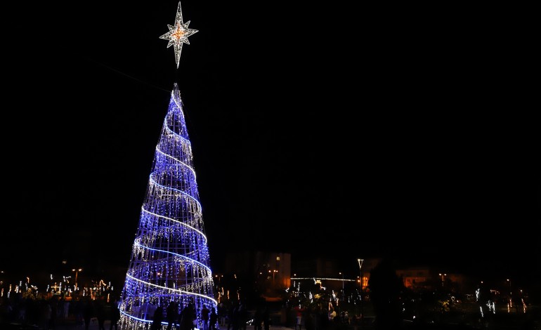 natal-ja-brilha-na-marinha-grande