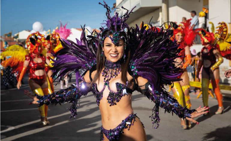 carnaval-de-verao-super-splash-e-festa-silenciosa-levam-animacao-ao-pedrogao