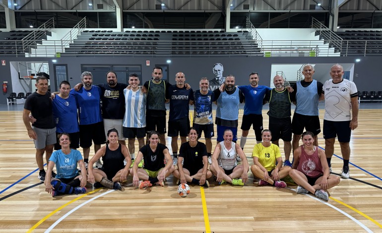 brincadeira-entre-antigos-andebolistas-cria-o-maior-torneio-de-masters-do-pais
