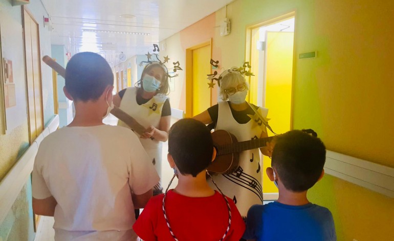 Pequenos utentes do Hospital de Santo André foram ao fundo do mar sem sair do sítio