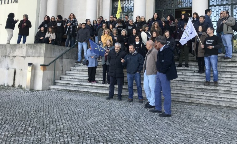 greve-de-funcionarios-judiciais-encerra-tribunais-na-comarca-de-leiria-9542