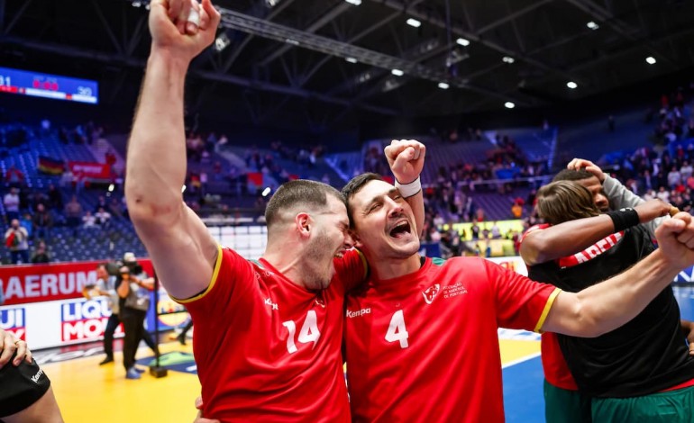 presenca-historica-nas-meias-finais-do-mundial-de-andebol-leva-portugal-a-enfrentar-a-tri-campea-em-titulo