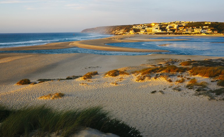 conheca-as-praias-de-obidos-que-sao-novidade-na-lista-do-programa-bandeira-azul-em-2021