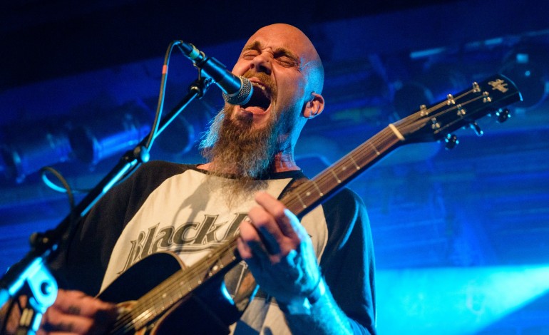 texas-volta-a-brilhar-no-circuito-de-clubes-e-recebe-concerto-de-nick-oliveri