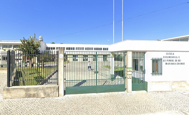 escola-secundaria-pinhal-do-rei-garante-financiamento-de-54-milhoes