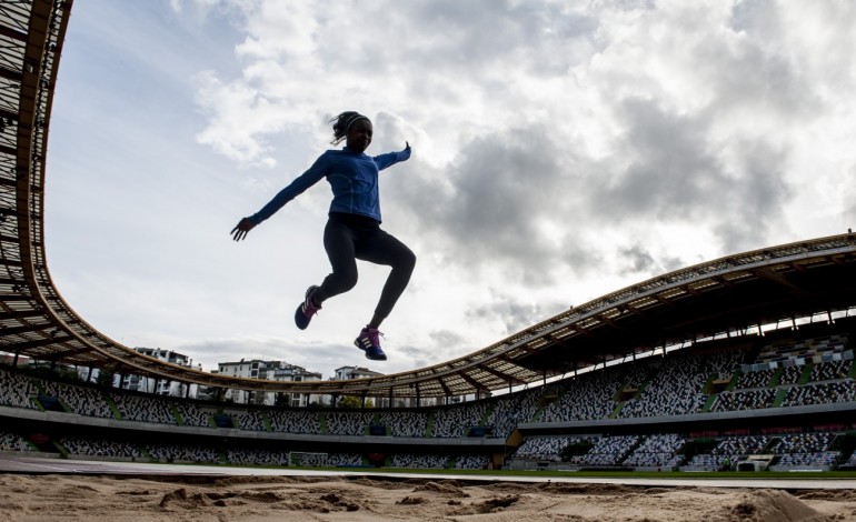 europeu-de-sub-23-evelise-veiga-bate-recorde-pessoal-e-apura-se-para-a-final-do-triplo-salto-6824