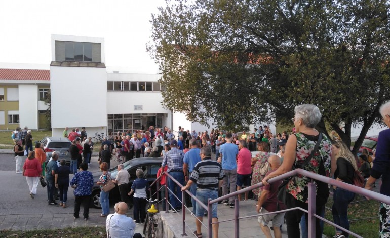 marinha-grande-manifestou-se-hoje-pelo-fim-dos-pensos-rapidos-na-saude-do-concelho