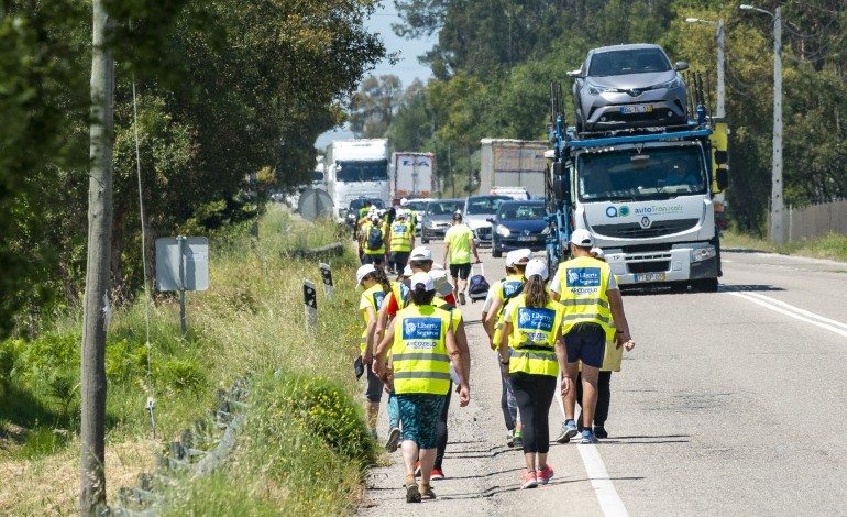 infraestruturas-de-portugal-pede-a-peregrinos-de-fatima-que-usem-os-percursos-alternativos-mais-seguros-e-evitem-o-perigo-do-ic2