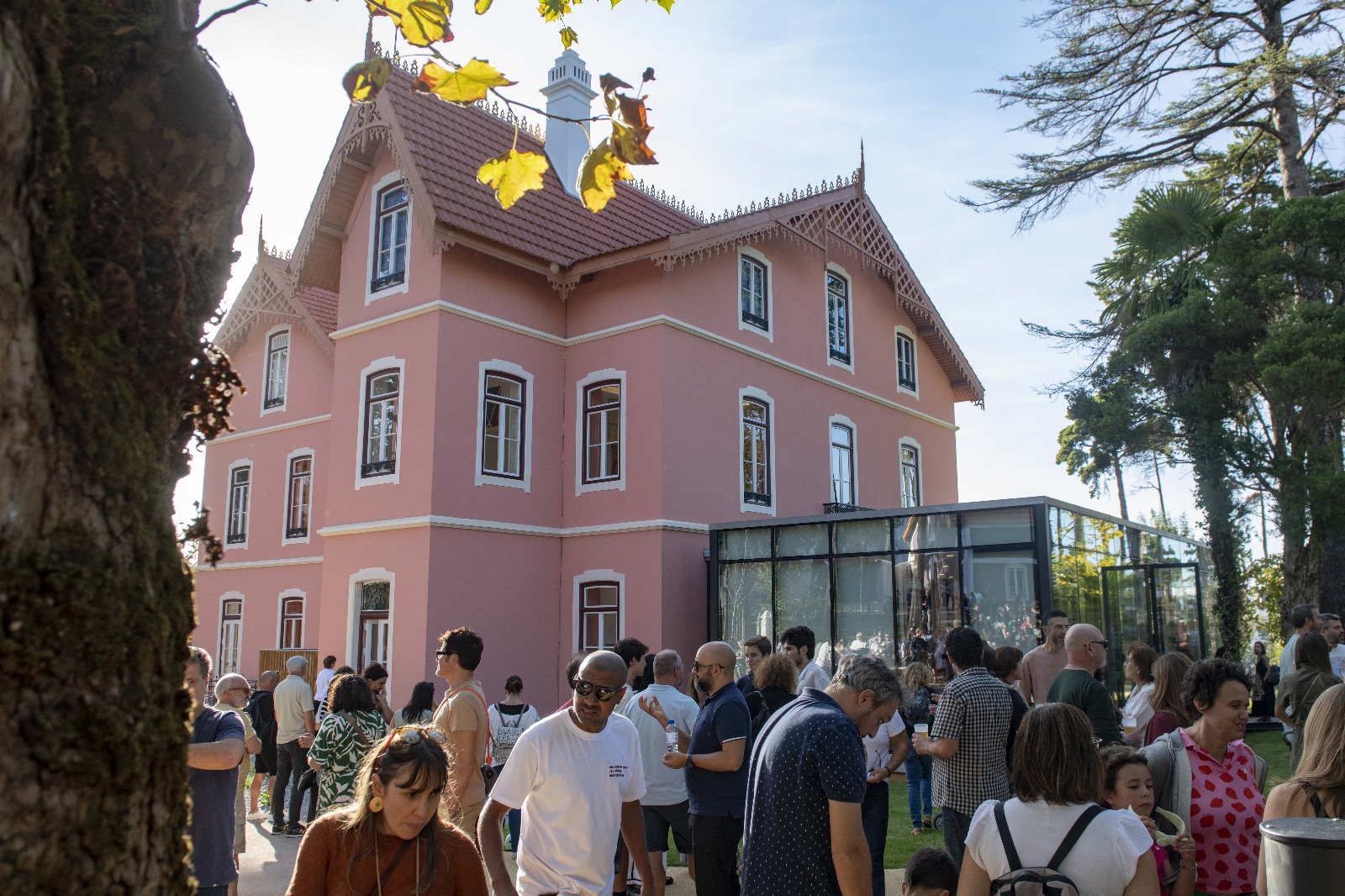 Abertura do Centro de Artes Villa Portela (13 de Setembro)