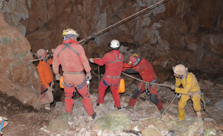 mira-de-aire-acolhe-encontro-europeu-de-espeleo-socorro